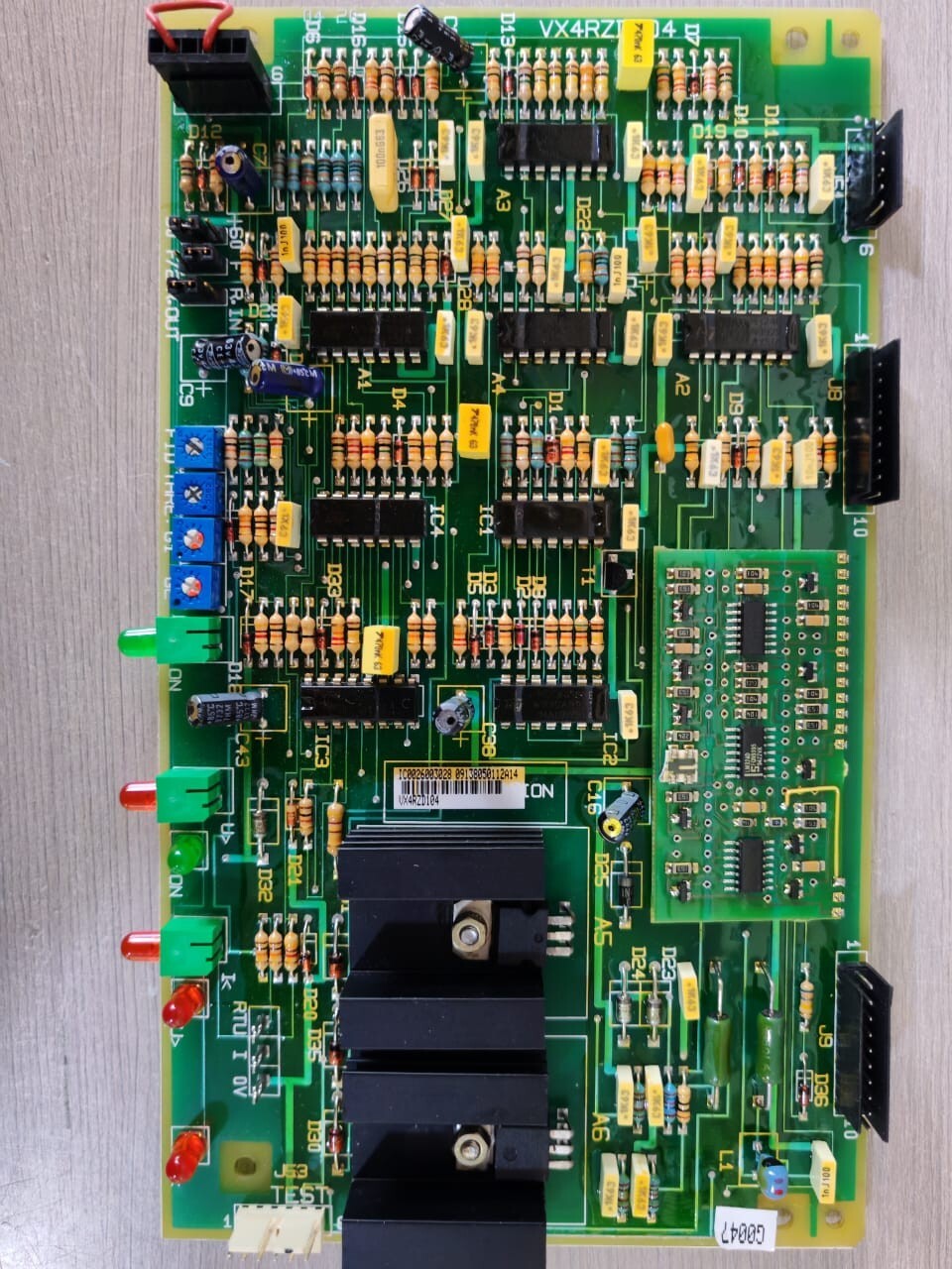 Schneider Electric VX4RZD104 VX4RZD104 TELEMECANIQUE DRIVE BOARD 2