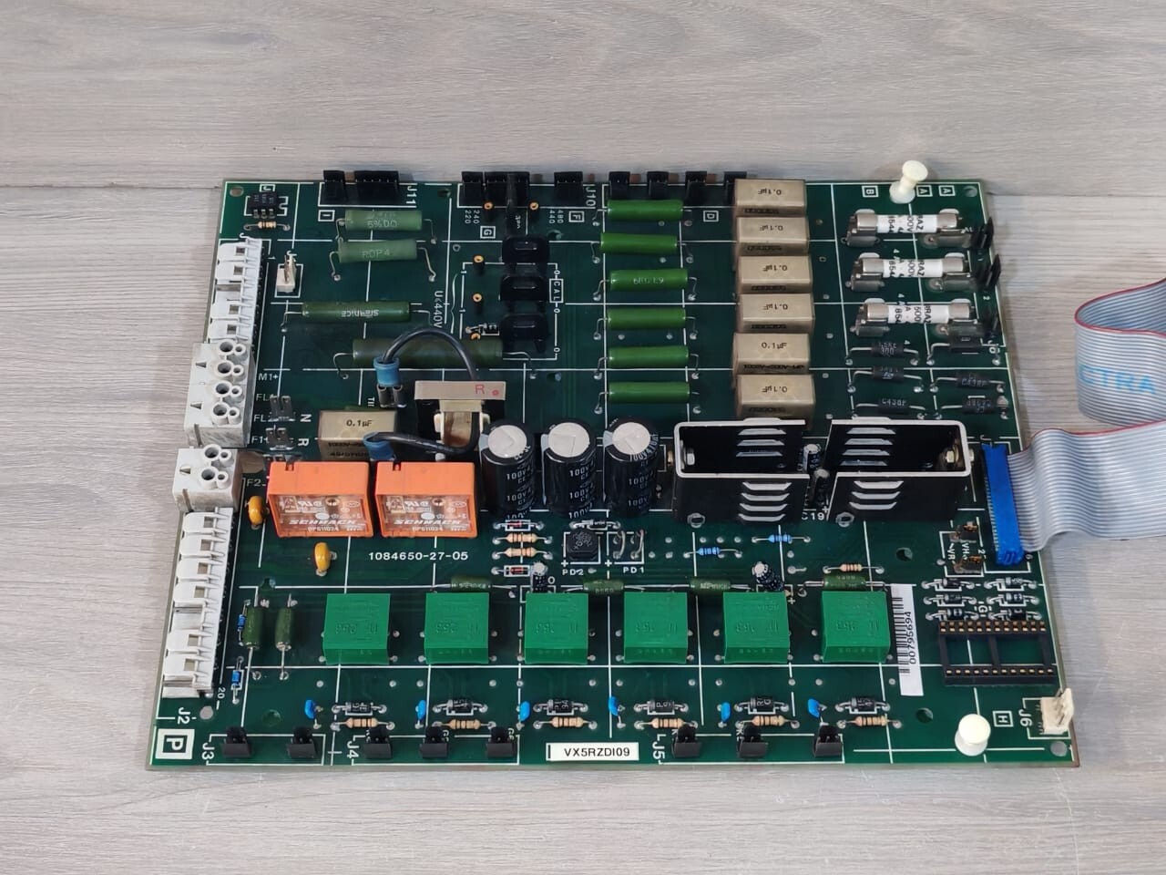 Schneider Electric 1084650-27-05 TELEMECANIQUE VX5RZD109 1084650-27-05 REACTIVAR SERIES 4 POWER BOARD 7