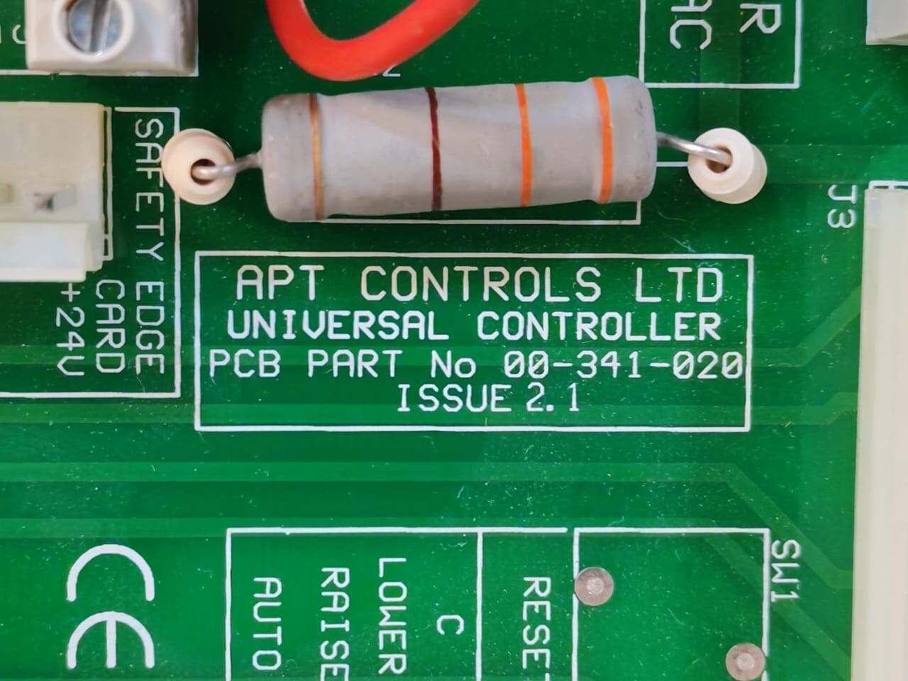 APT CONTROLS LTD-00 APT CONTROLS LTD 00-341-020 PCB UNIVERSAL CONTROLLER 2