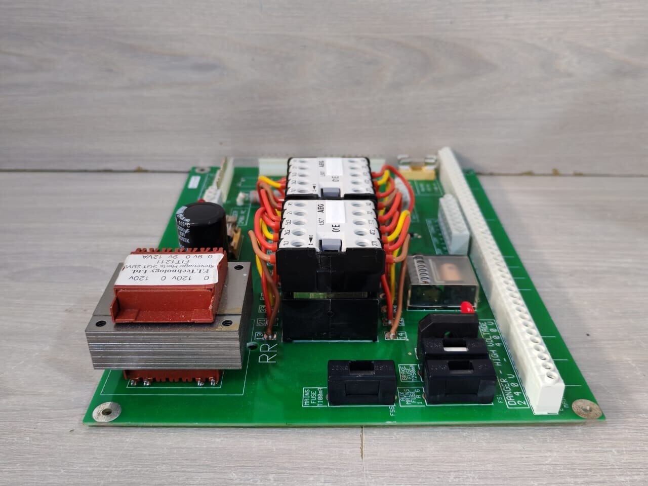 APT CONTROLS LTD-00 APT CONTROLS LTD 00-341-020 PCB UNIVERSAL CONTROLLER 4