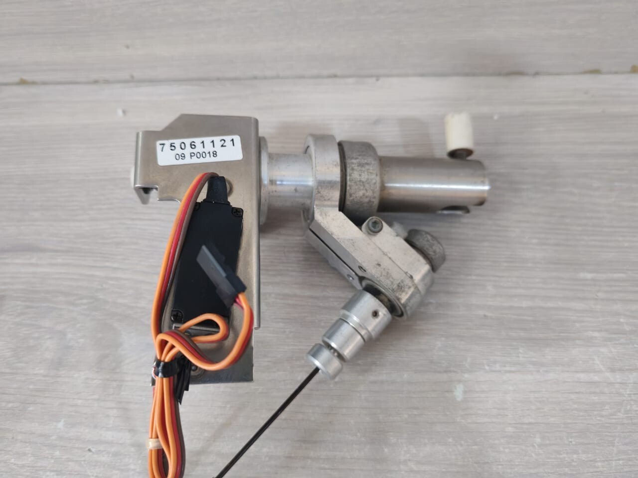 SPECTROSORT TSC17 SPECTROSORT C3041/ 7506121 09 P0018 SERVO FROM SPECTROSORT CCD TSC17 2