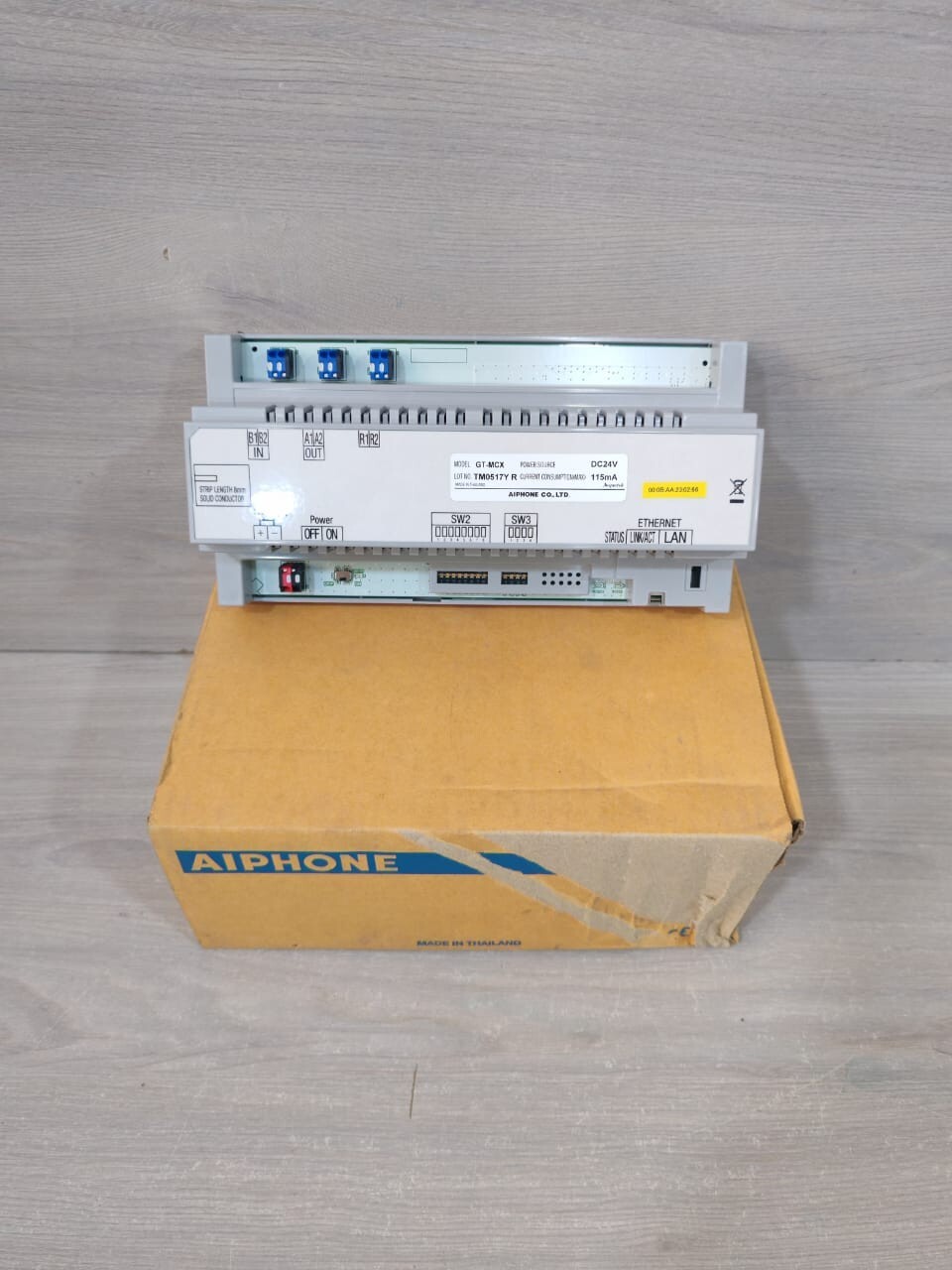 Aiphone GT-MCX AIPHONE GT-MCX BUILDING TO BUILDING NETWORK ADAPTOR DC24V 2