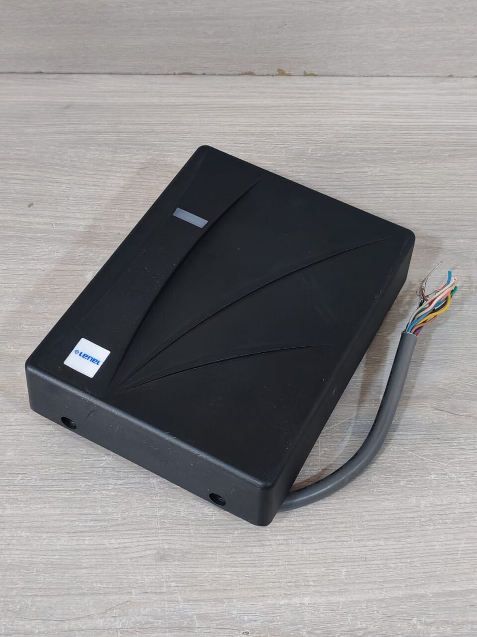 Lenel XF2100 P/N:430210008 LENEL XF2100 P/N:430210008 MULTI-TECHNOLOGY MID- READER 5
