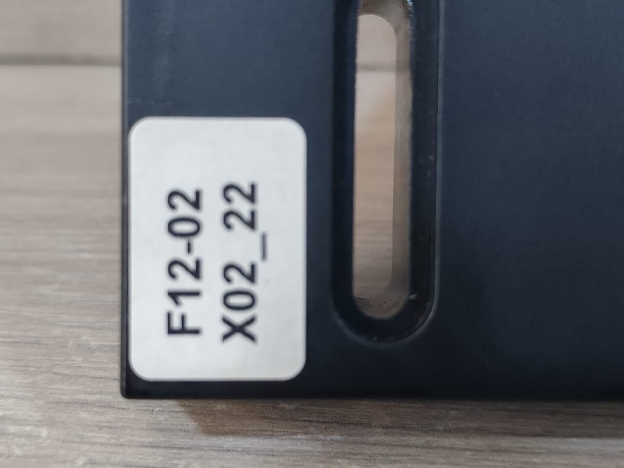 Lenel XF2100 P/N:430210008 LENEL XF2100 P/N:430210008 MULTI-TECHNOLOGY MID- READER 10