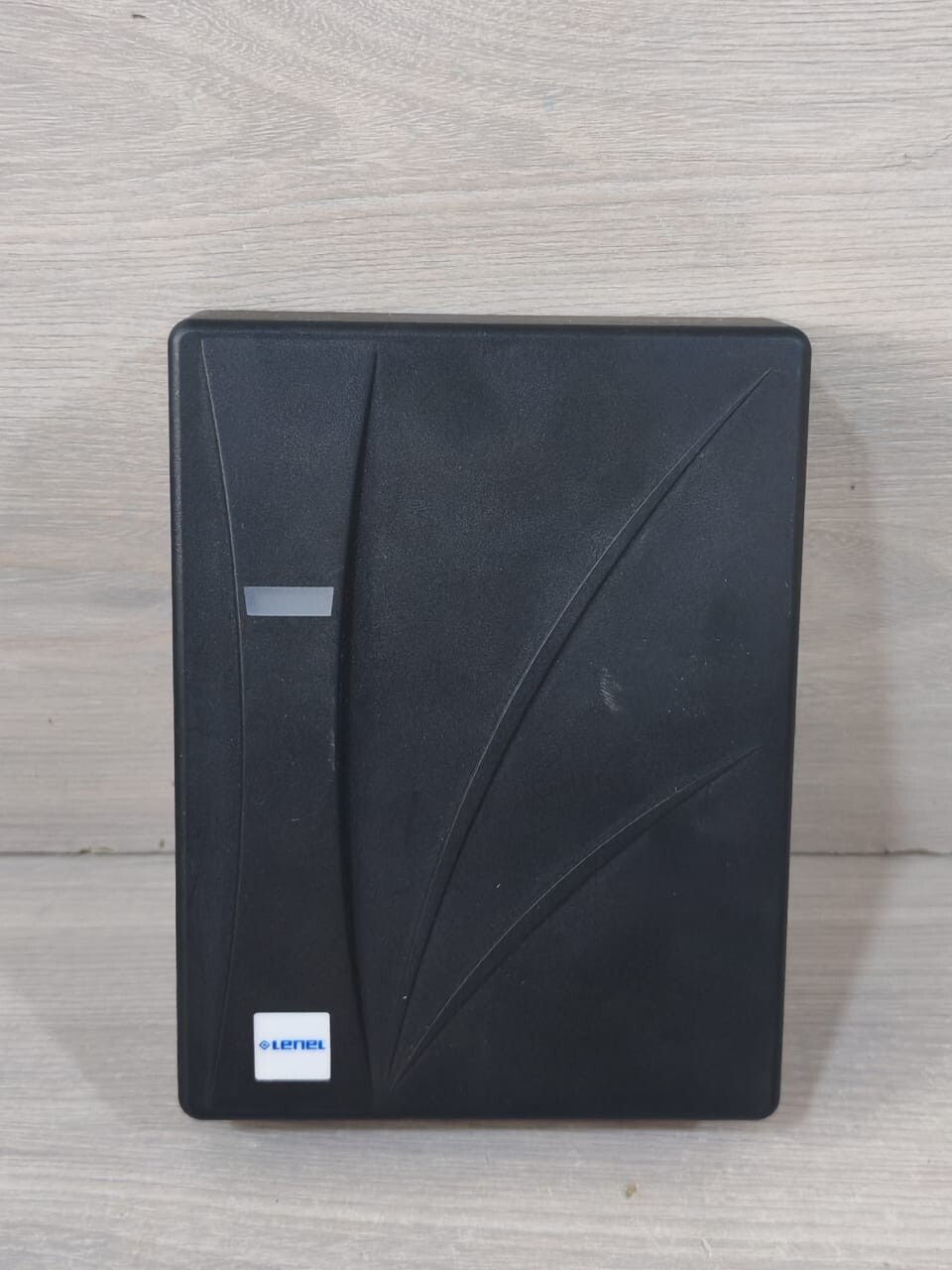 LENEL LNL-XF2100D LENEL LNL-XF2100D ACCESS CONTROL READER 2
