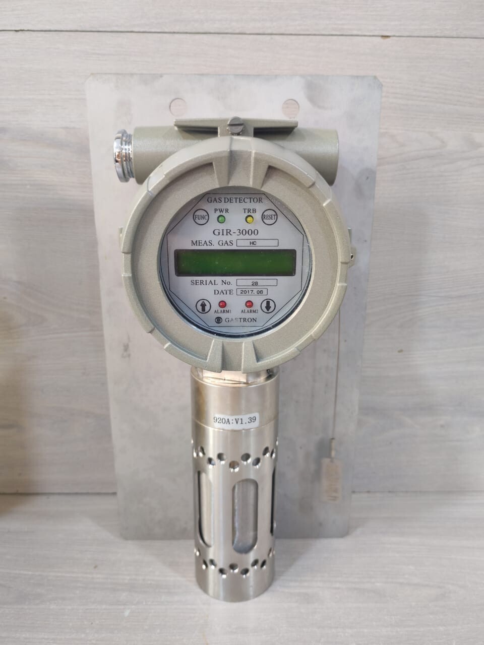 GASTRON GIR-3000 GASTRON GIR-3000 GAS AND FLAME DETECTION SYSTEM 2017 920A: V1.39 4