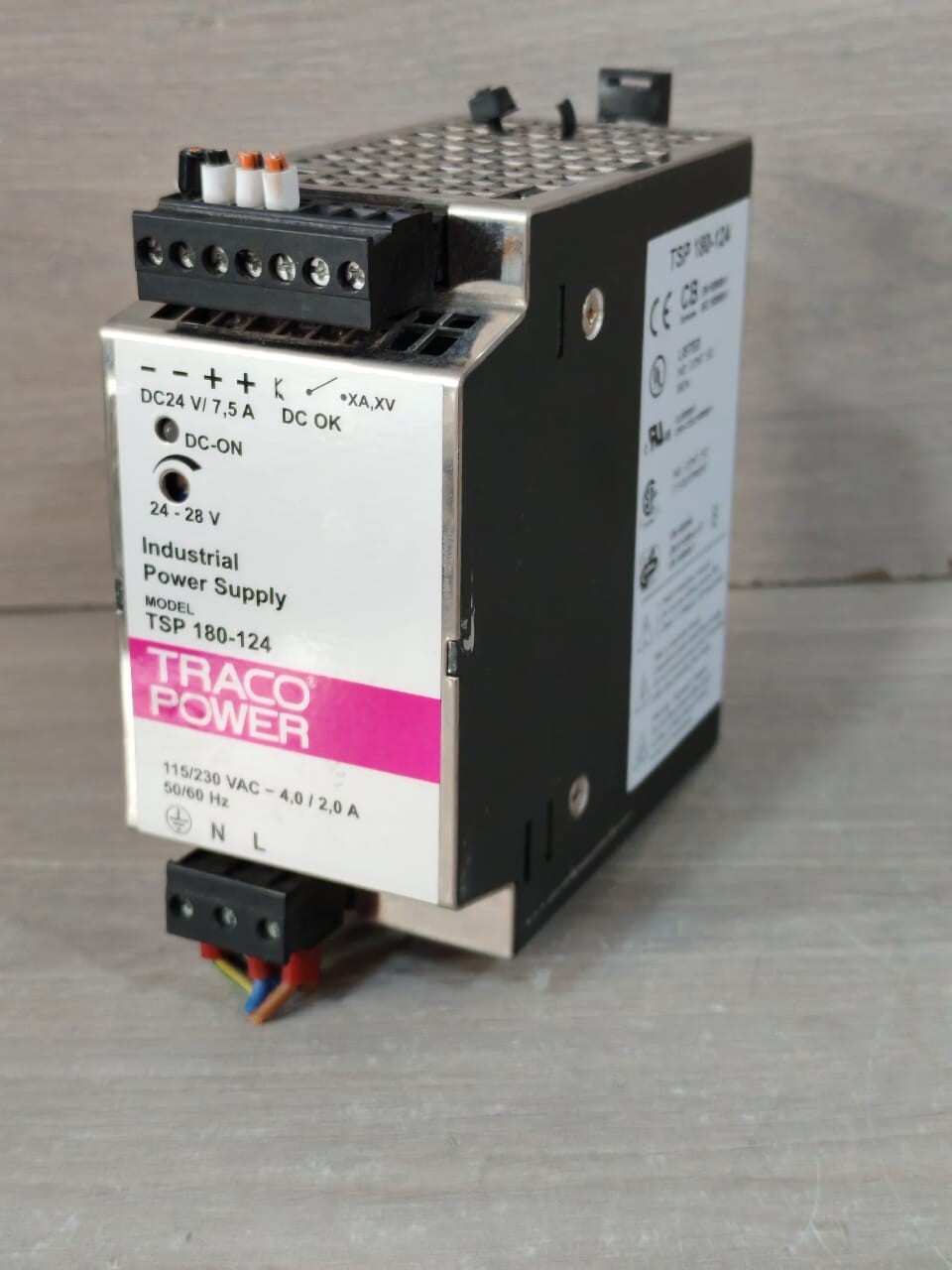 TRACO POWER TSP 180-124 TRACO POWER TSP 180-124 115/230VAC 4.0/2.0A INDUSTRIAL POWER SUPPLY 4