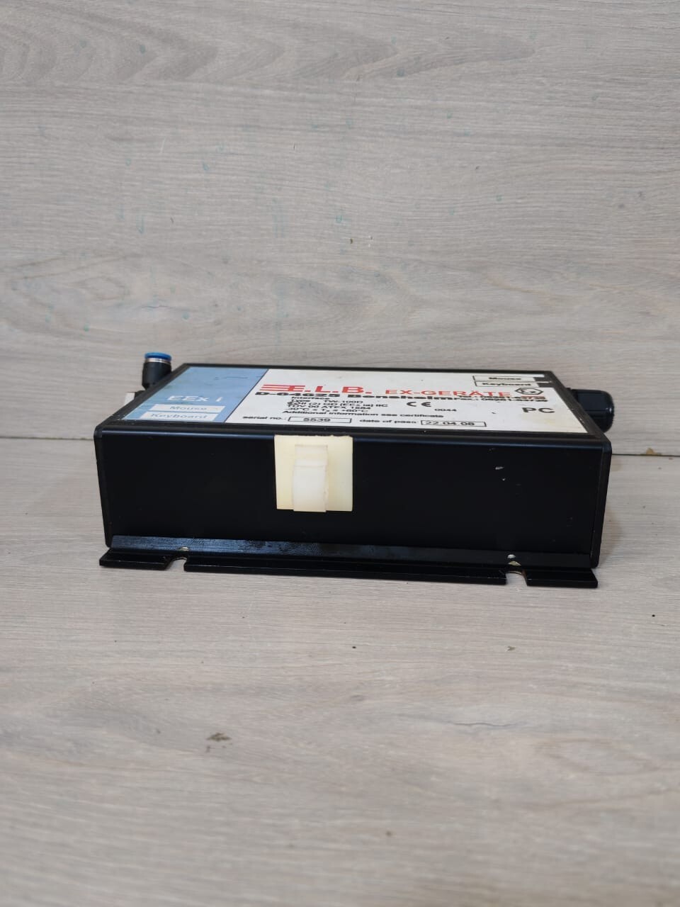 E.L.B. EX-GERATE TW-100D E.L.B. EX-GERATE INTERFACE TYPE TW-100D 4