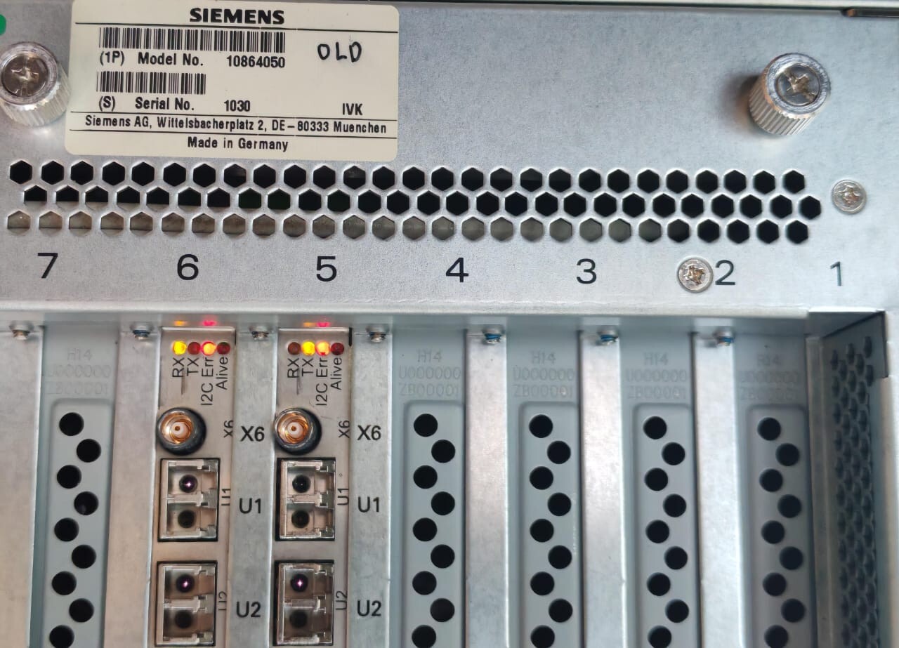 Siemens 10498024 SIEMENS RECON III RACKSERVER 10498024 IMAGE PROCESSOR 100-240V 3