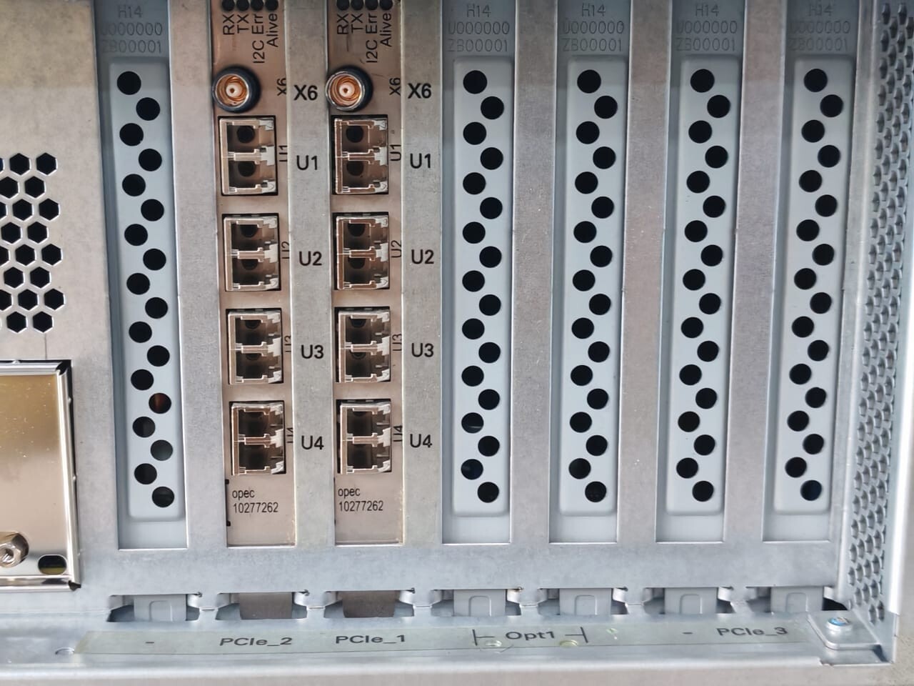 Siemens 10498024 SIEMENS RECON III RACKSERVER 10498024 IMAGE PROCESSOR 100-240V 8