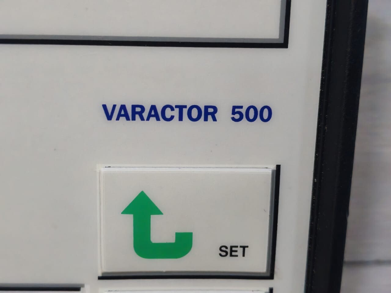 TECNOLOGIC VARACTOR 500 / 500/7 TECNOLOGIC VARACTOR 500 / 500/7 REACTIVE POWER CONTROLLER 220V-240V 3
