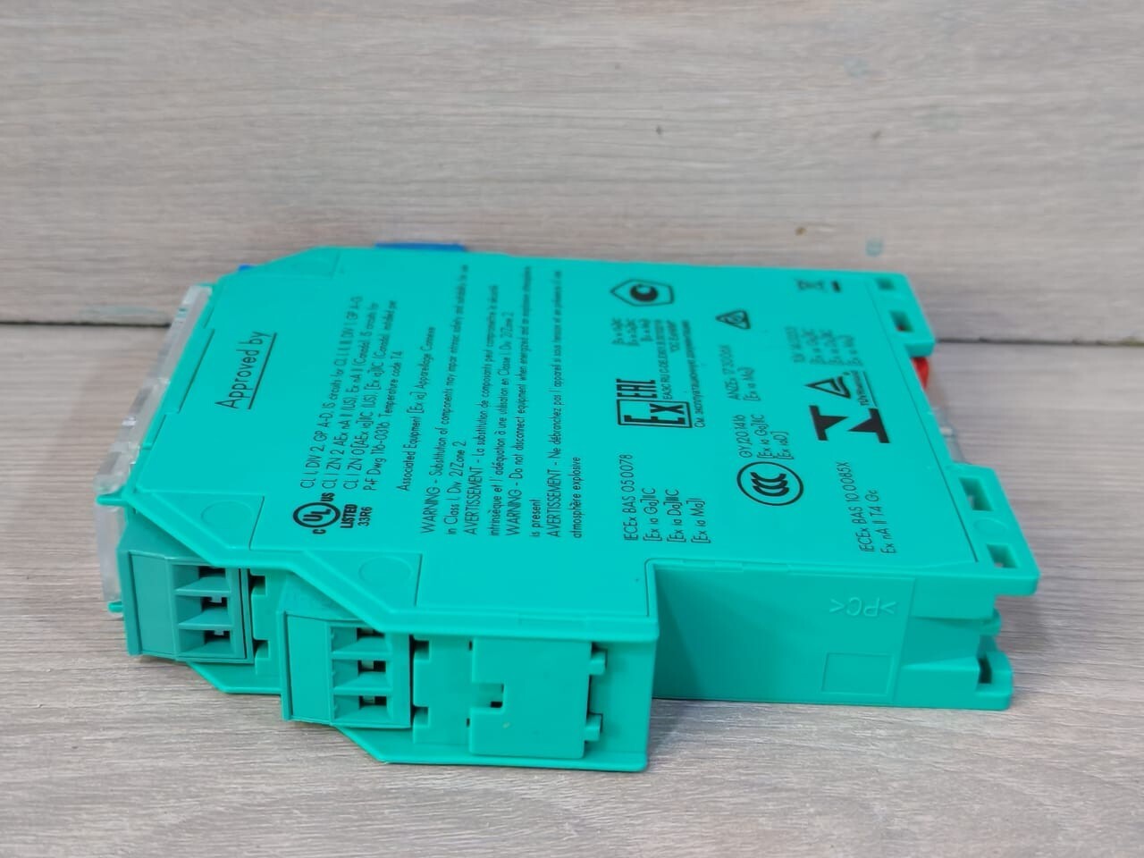 Pepperl 70107327 Pepperl+Fuchs KFD2-VR4-EX1.26 Voltage Repeater 70107327 6