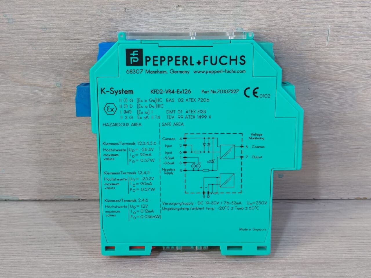 Pepperl+Fuchs KFD2-VR4-EX1.26 Voltage Repeater 70107327