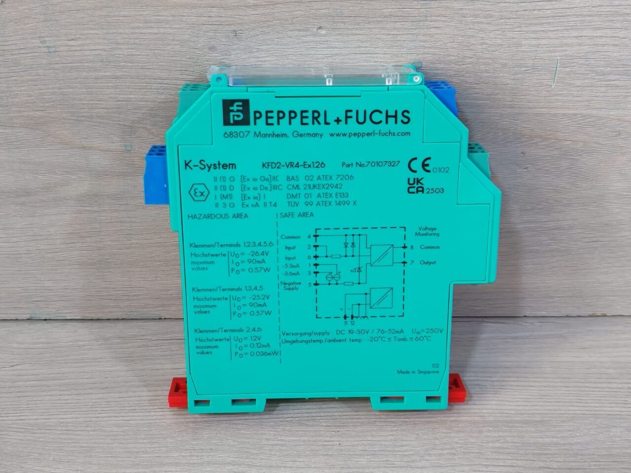 Pepperl+Fuchs 70107327 Pepperl+Fuchs KFD2-VR4-EX1.26 Voltage Repeater 70107327 2