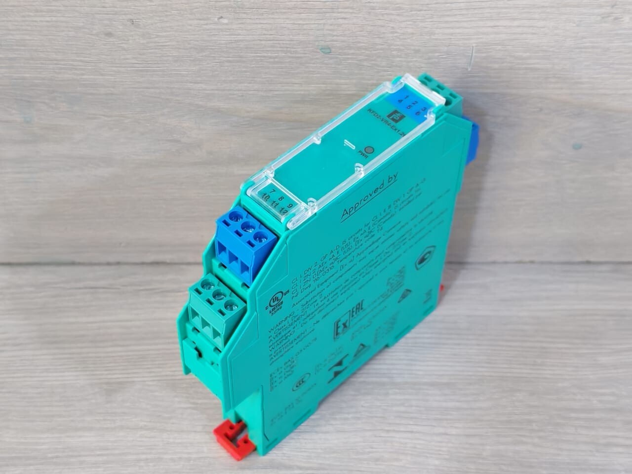 Pepperl+Fuchs 70107327 Pepperl+Fuchs KFD2-VR4-EX1.26 Voltage Repeater 70107327 10