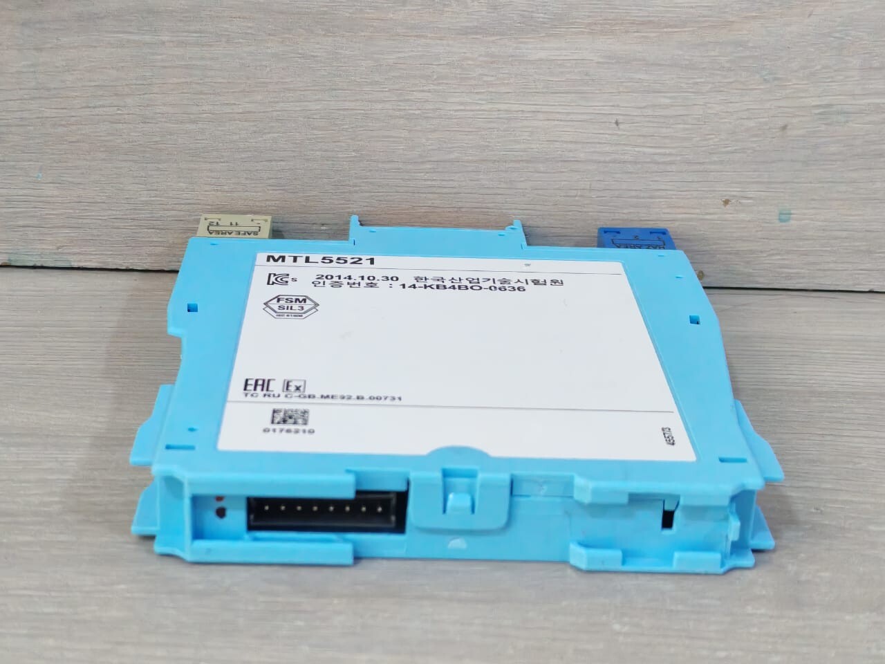 Eaton MTL5521 Eaton MTL5521 Loop Powered Solenoid/Alarm Driver 9