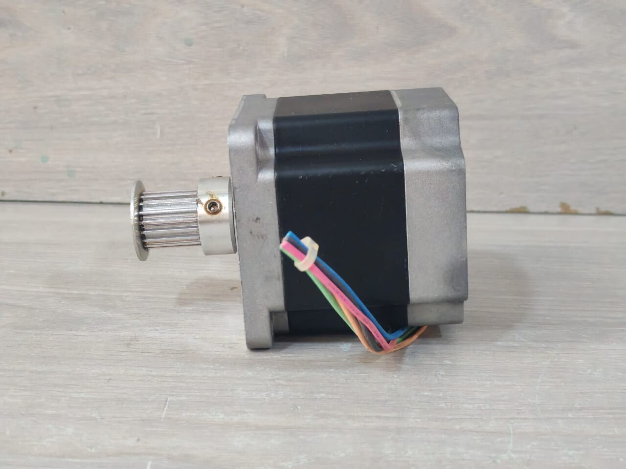 VEXTA ORIENTAL PK566-NA VEXTA ORIENTAL PK566-NA 5-PHASE 0.72/STEP STEPPING MOTOR DC 1.4A 5
