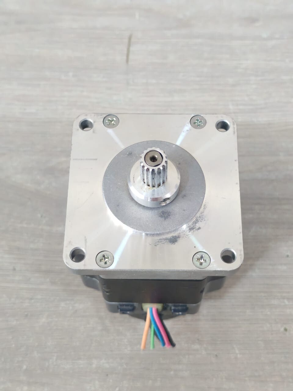 VEXTA ORIENTAL A6535-9215KE VEXTA ORIENTAL A6535-9215KE 5-PHASE 0.72/STEP ENCODER STEPPING MOTOR DC 2A 8