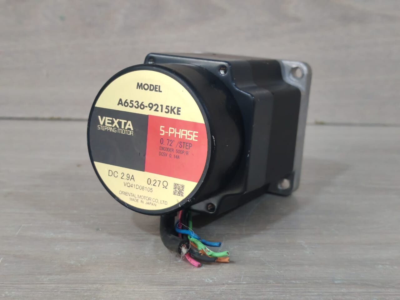 VEXTA ORIENTAL A6535-9215KE VEXTA ORIENTAL A6535-9215KE 5-PHASE 0.72/STEP ENCODER STEPPING MOTOR DC 2.9A 4