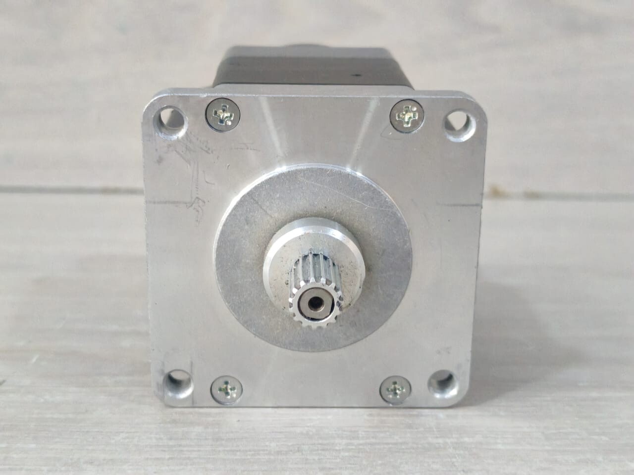 VEXTA ORIENTAL A6535-9215KE VEXTA ORIENTAL A6535-9215KE 5-PHASE 0.72/STEP ENCODER STEPPING MOTOR DC 2.9A 9