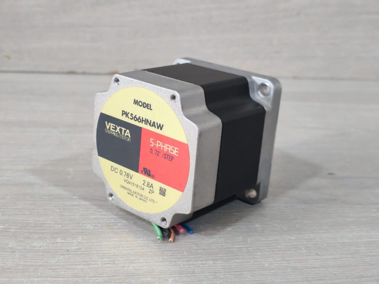 VEXTA ORIENTAL PK566HNAW VEXTA ORIENTAL PK566HNAW 5-PHASE 0.72/STEP STEPPING MOTOR DC 0.76V 2.8A 4