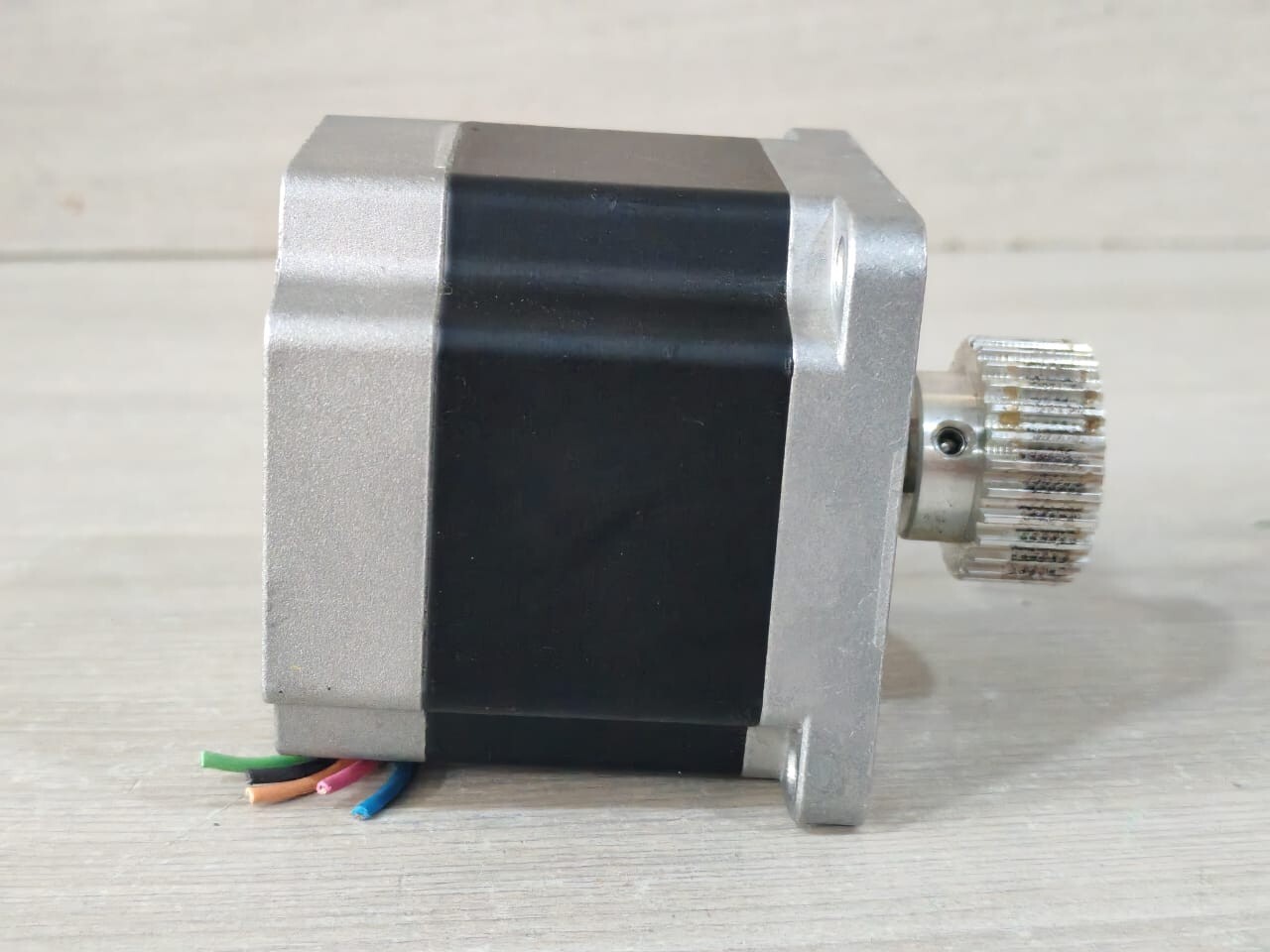 VEXTA ORIENTAL PK566HNAW VEXTA ORIENTAL PK566HNAW 5-PHASE 0.72/STEP STEPPING MOTOR DC 0.76V 2.8A 6