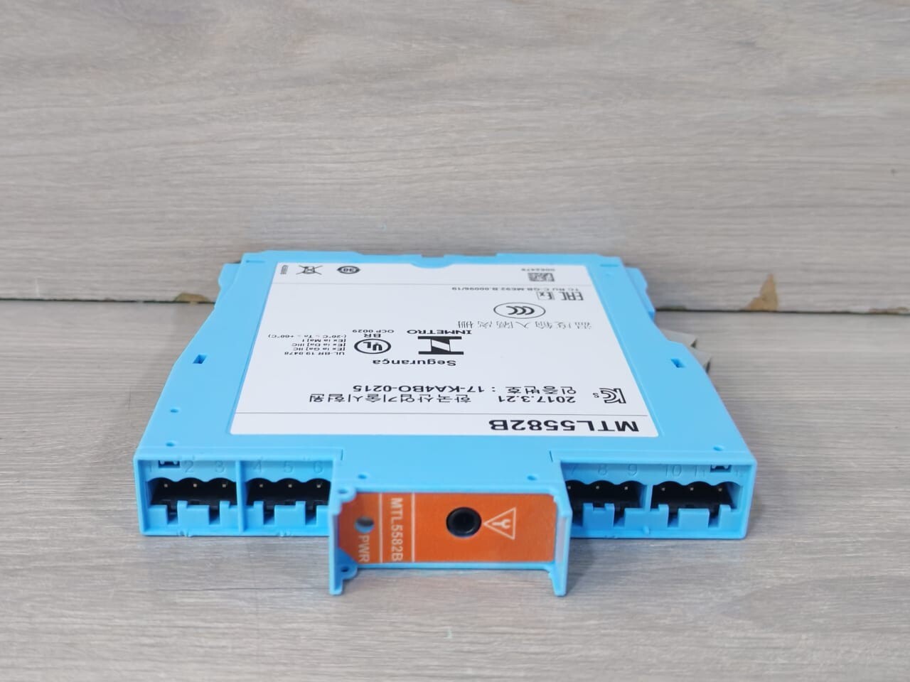 Eaton MTL5582B Eaton MTL5582B Resistance Isolator 3