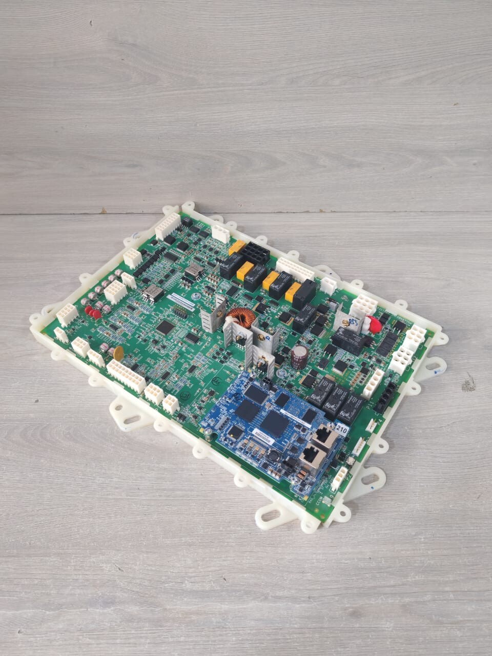 GE IS215WEPAH2BB WITH IS210BPPCH1AC GE PROPRIETARY IS215WEPAH2BB WITH IS210BPPCH1AC CONTROL BOARD 3
