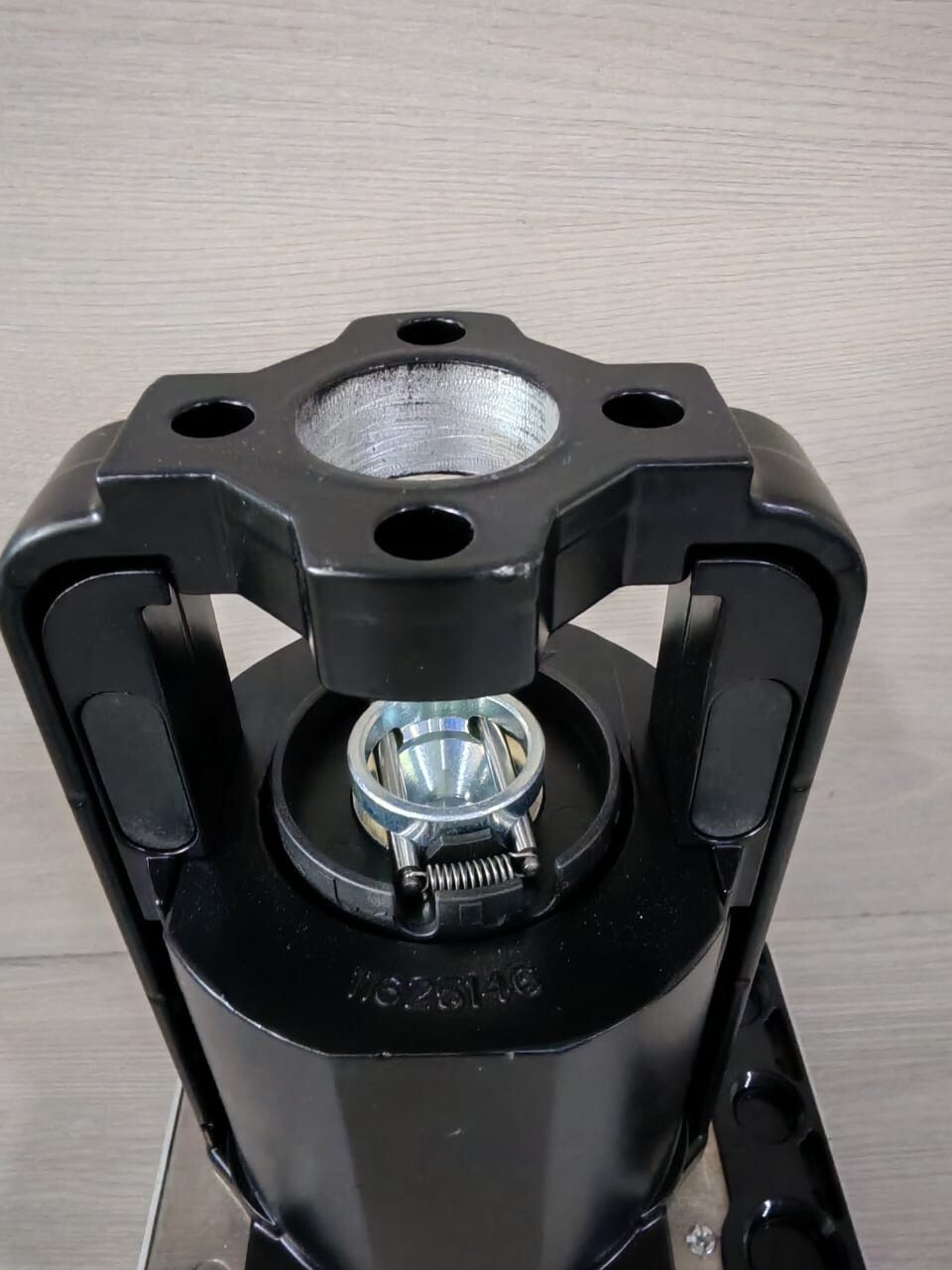 OVENTROP 1158022 OVENTROP 1158022 Electromotive Actuator 24V - 26VA, 50/60Hz 9