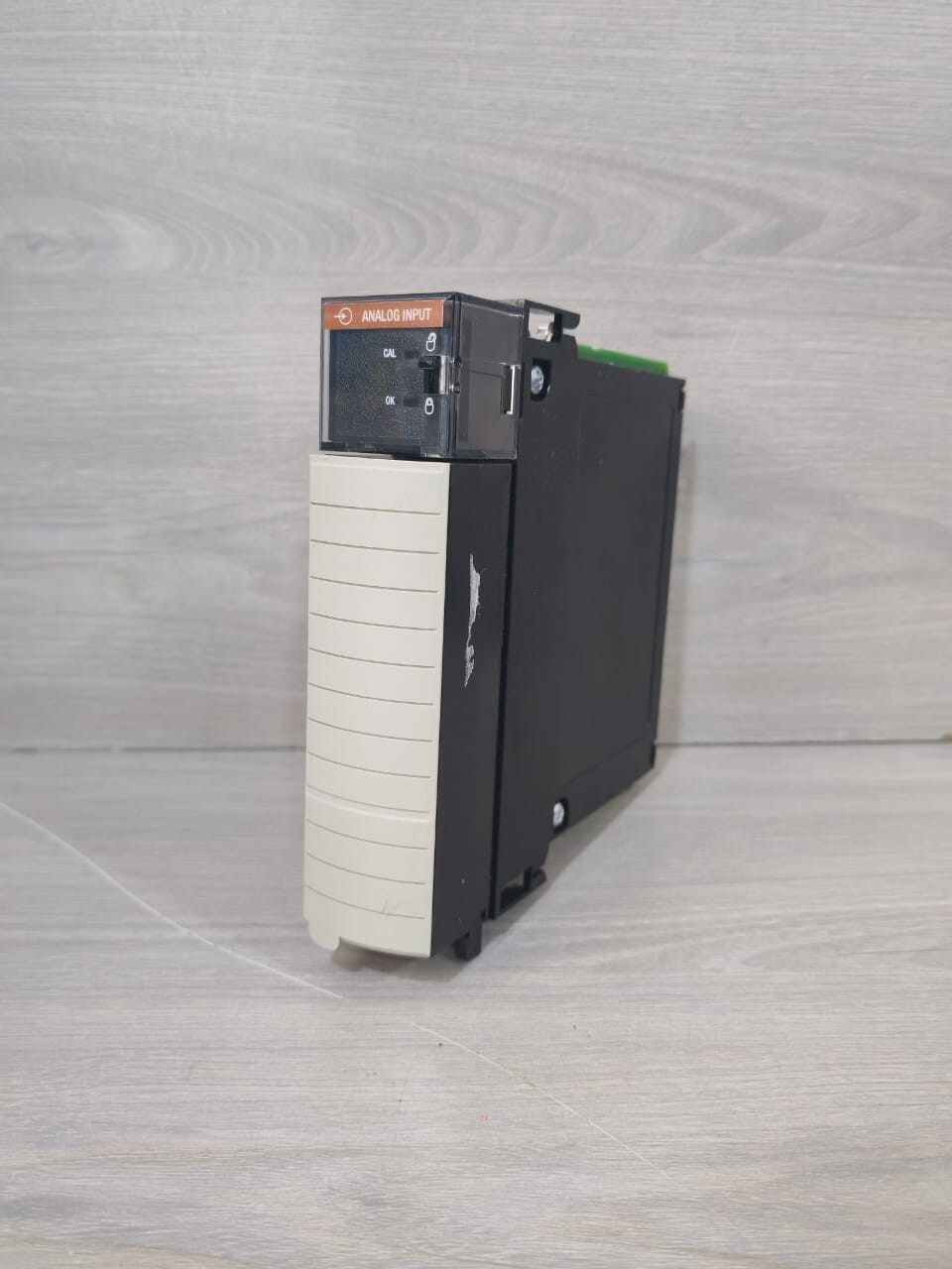 ALLEN-BRADLEY 1756-IF16 SER A FW 1.5 CONTROLLOGIX 16 POINT A/I MODULE
