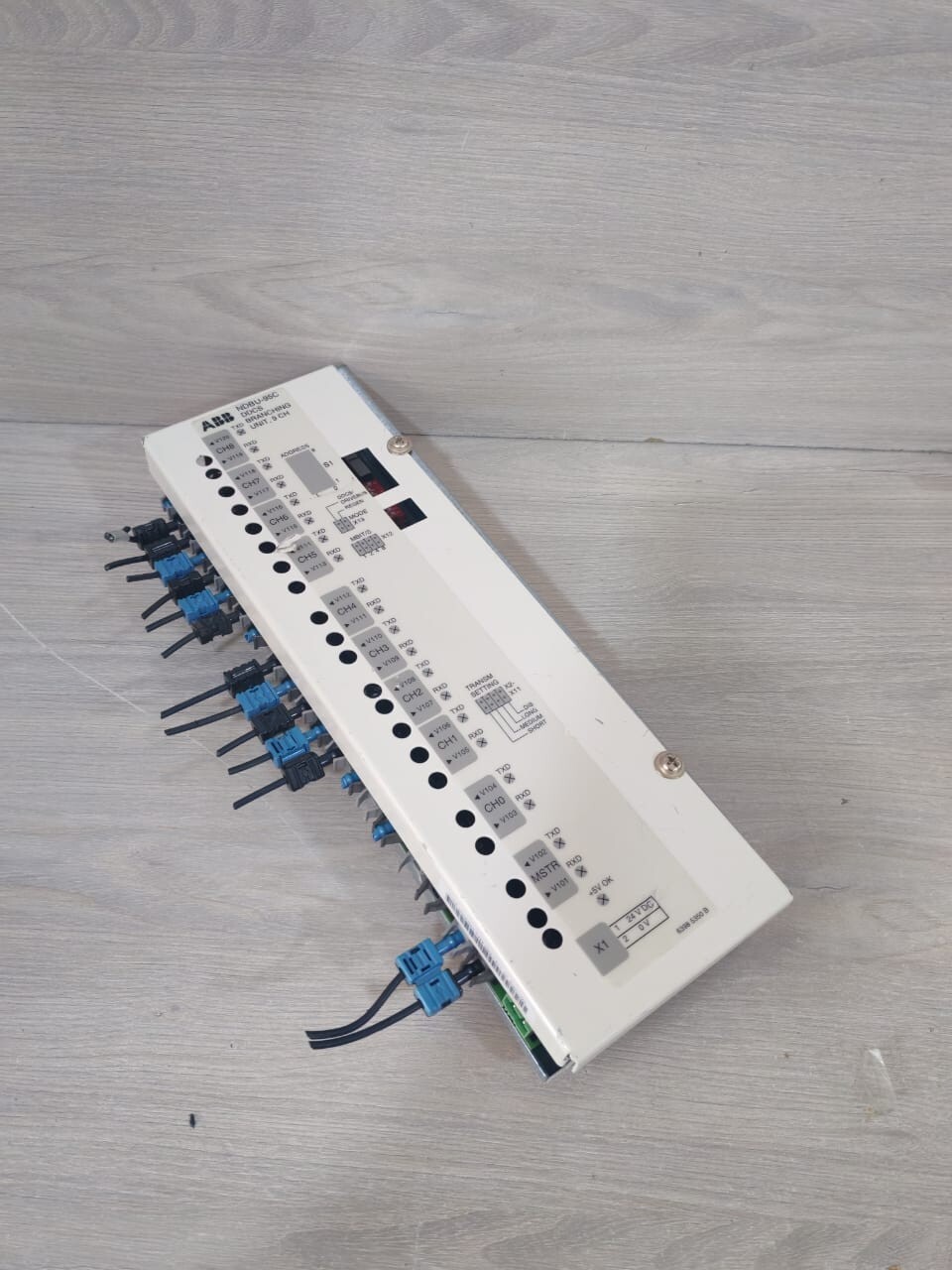 ABB 64008366D NDBU-95C ABB NDBU-95C DDCS BRANCHING UNIT, 9CH 64008366D NDBU-95C 24V DC 2