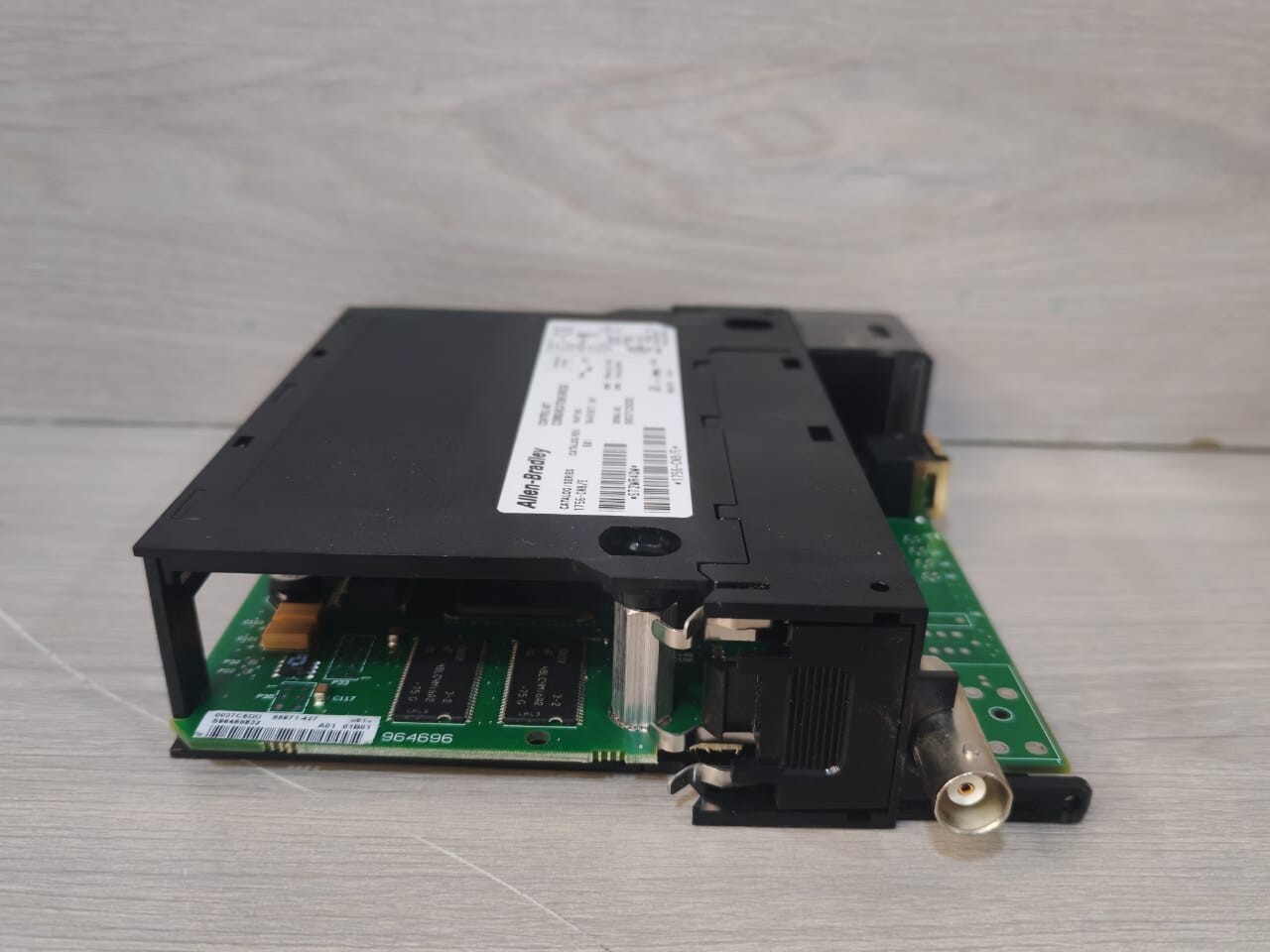 Allen-Bradley 96469872 A01 Allen-Bradley 1756-CNB/E B01 Control Net Communication Bridge 96469872 A01 7