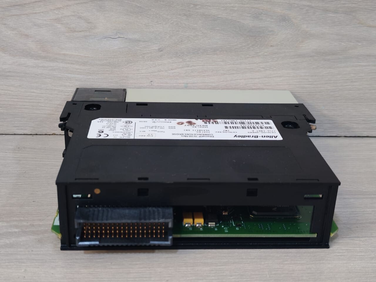 Allen-Bradley 96240676 A01 Allen-Bradley 1756-ENBT A S02 Communications Bridge 96490473 B02 6