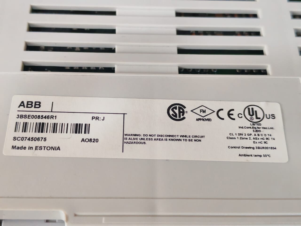 ABB 3BSE008546R1 PR:J ABB AO820 3BSE008546R1 PR:J ANALOG OUTPUT MODULE 20mA 10V ISOL 5