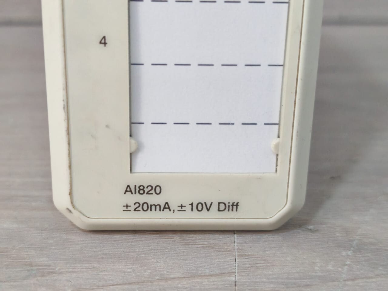 ABB 3BSE008544R1 PR:H ABB AI820 3BSE008544R1 PR:H ANALOG INPUT MODULE 20mA 10V DIFF 2