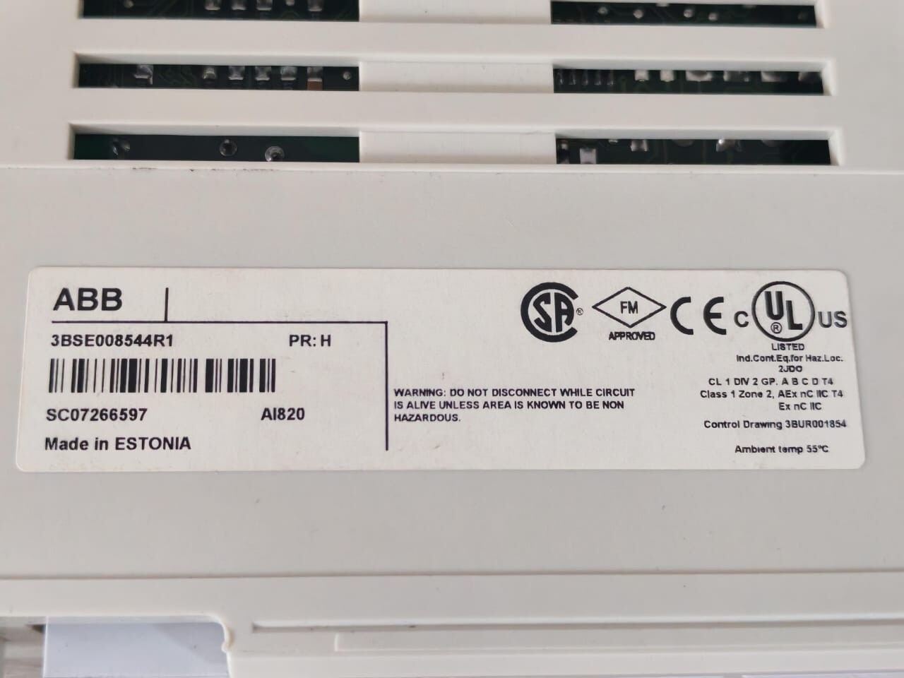 ABB 3BSE008544R1 PR:H ABB AI820 3BSE008544R1 PR:H ANALOG INPUT MODULE 20mA 10V DIFF 5