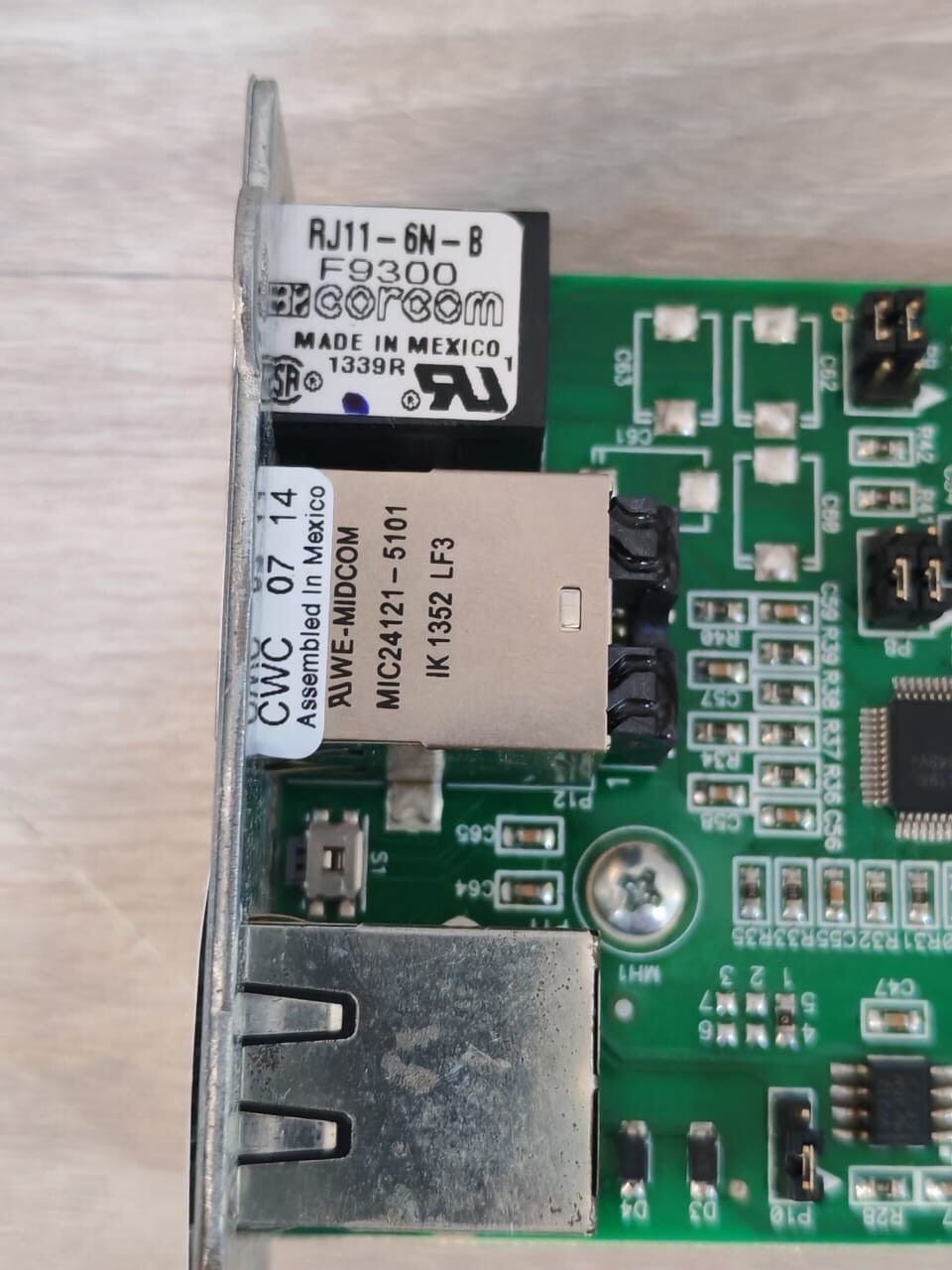 Emerson AMB-P3-CN EMERSON AMB-P3-CN MANAGE UPS NET ADAPTER 6