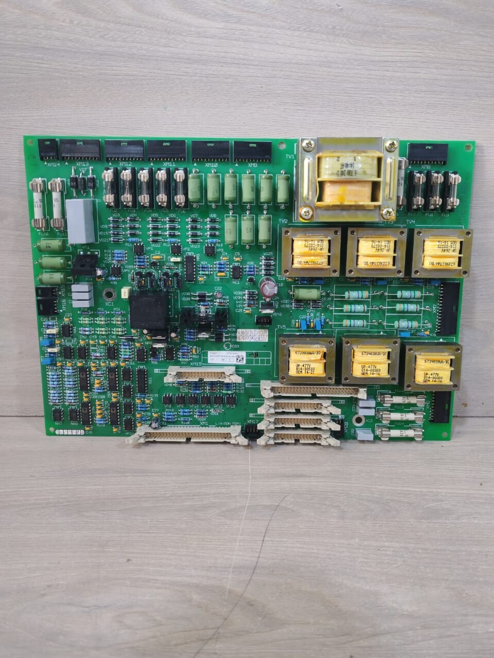 MGE CARTE 500Q450NHCEVNT04 MGE CARTE AQUI 51028039XD-1GA / 2GA 0P5176GC - 500Q450NHCEVNT04 PCB BOARD 2