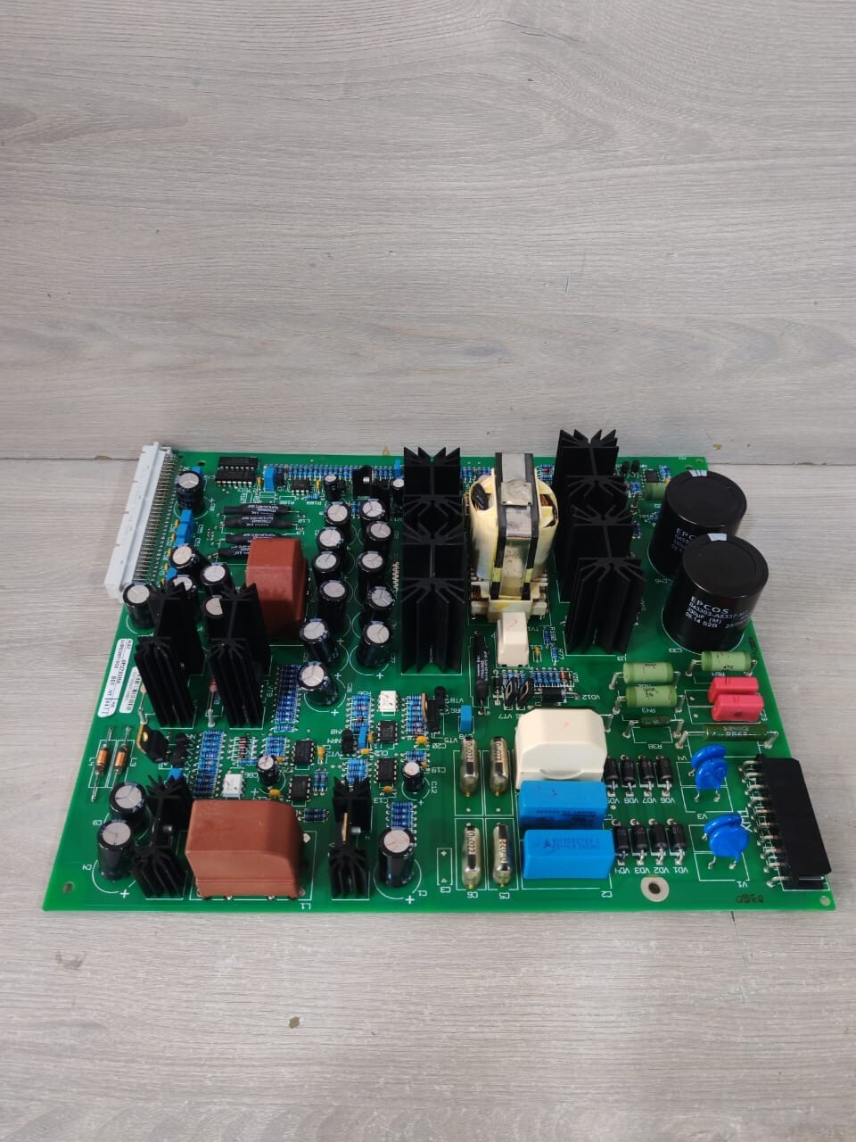 MGE UJ0R23074002 MGE ALEZ 6739817XD-1HA/2HA 0P2792HA / UJ0R23074002 PCB CARD MODULE 5