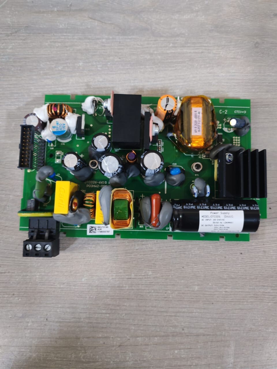Schneider Electric OTC026 OTC026 - 661G POWER SUPPLY FROM SCHNEIDER ELECTRIC MODICON TM241CE40R 3
