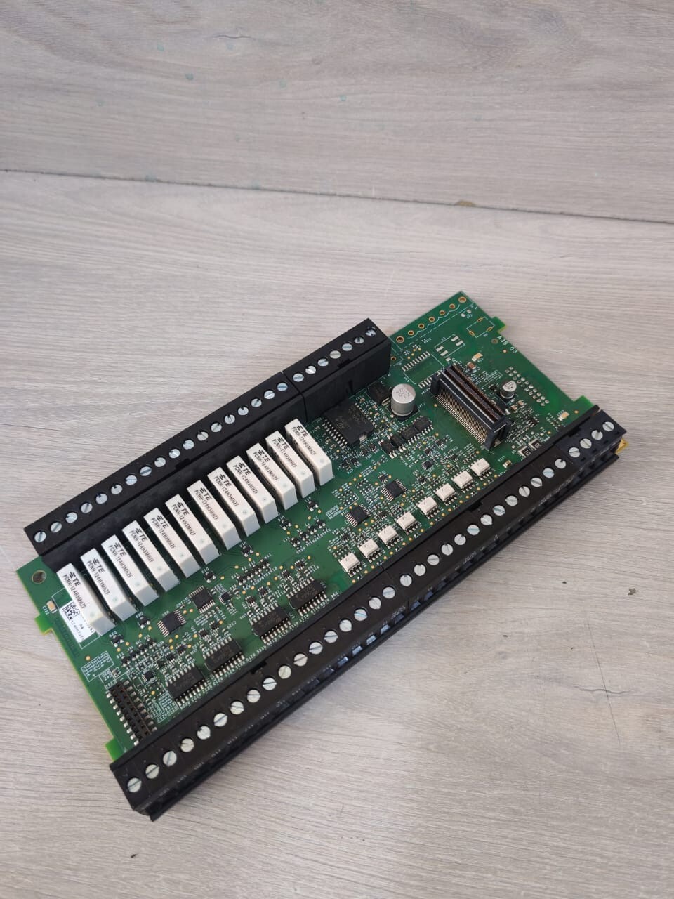 Schneider Electric TM241CE40R E204460 M11Y94V-0 MOTHER BOARD FROM SCHNEIDER ELECTRIC MODICON TM241CE40R 8