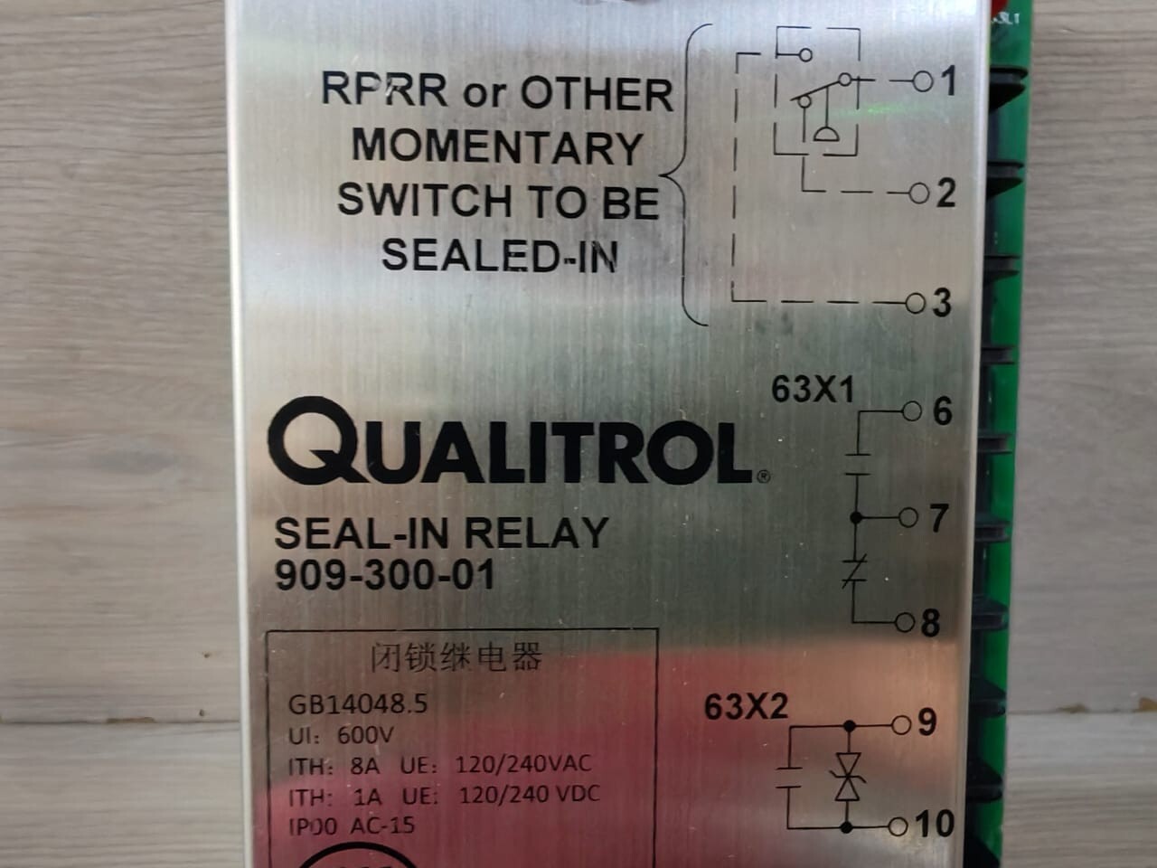 QUALITROL 909-300-01 QUALITROL 909-300-01 SEAL- IN RELAY 24VDC 4