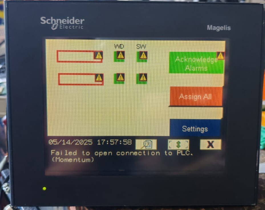 Schneider Electric XBTGT2330 Schneider Electric XBTGT2330 Magelis Advanced Panel, 5.7" Color Touch Panel 2