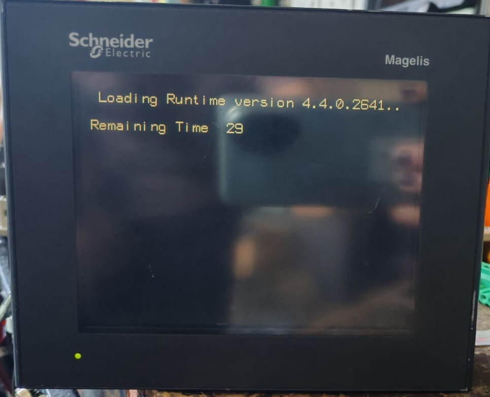 Schneider Electric XBTGT2330 Schneider Electric XBTGT2330 Magelis Advanced Panel, 5.7" Color Touch Panel 4