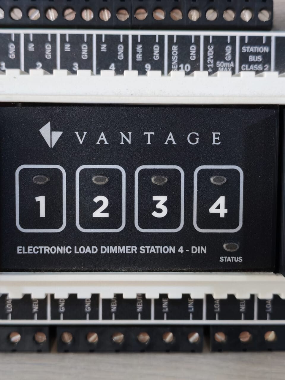 GE ELDS4-DIN VANTAGE CONTROLS ELDS4-DIN ELECTRONIC LOAD DIMMER STATION 4-DIN 3