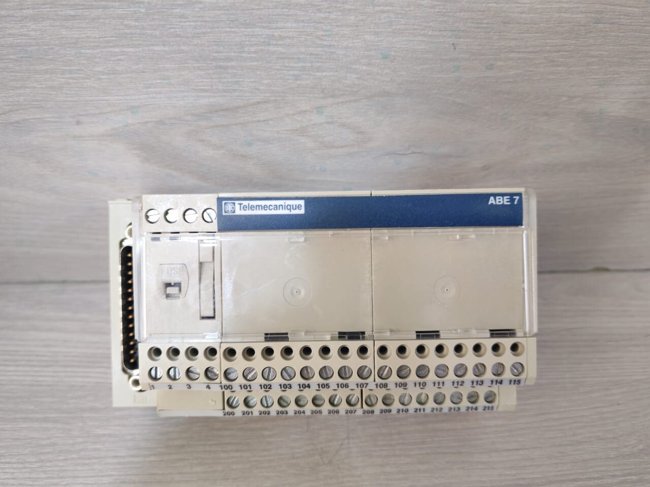 Schneider Electric CPA03 Telemecanique ABE7 CPA03 Modicon Base 8 Analog Chanel 3