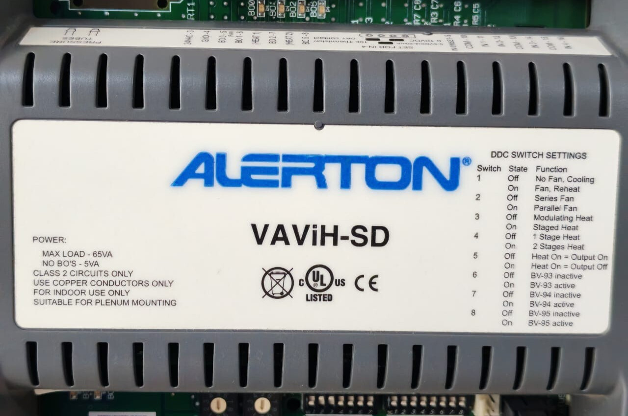 Alerton VAVIH-SD ALERTON VAVIH-SD VAV CONTROLLER WITH ACTUATOR 50027209-001 REV.C -W/O ORIG. BOX 3