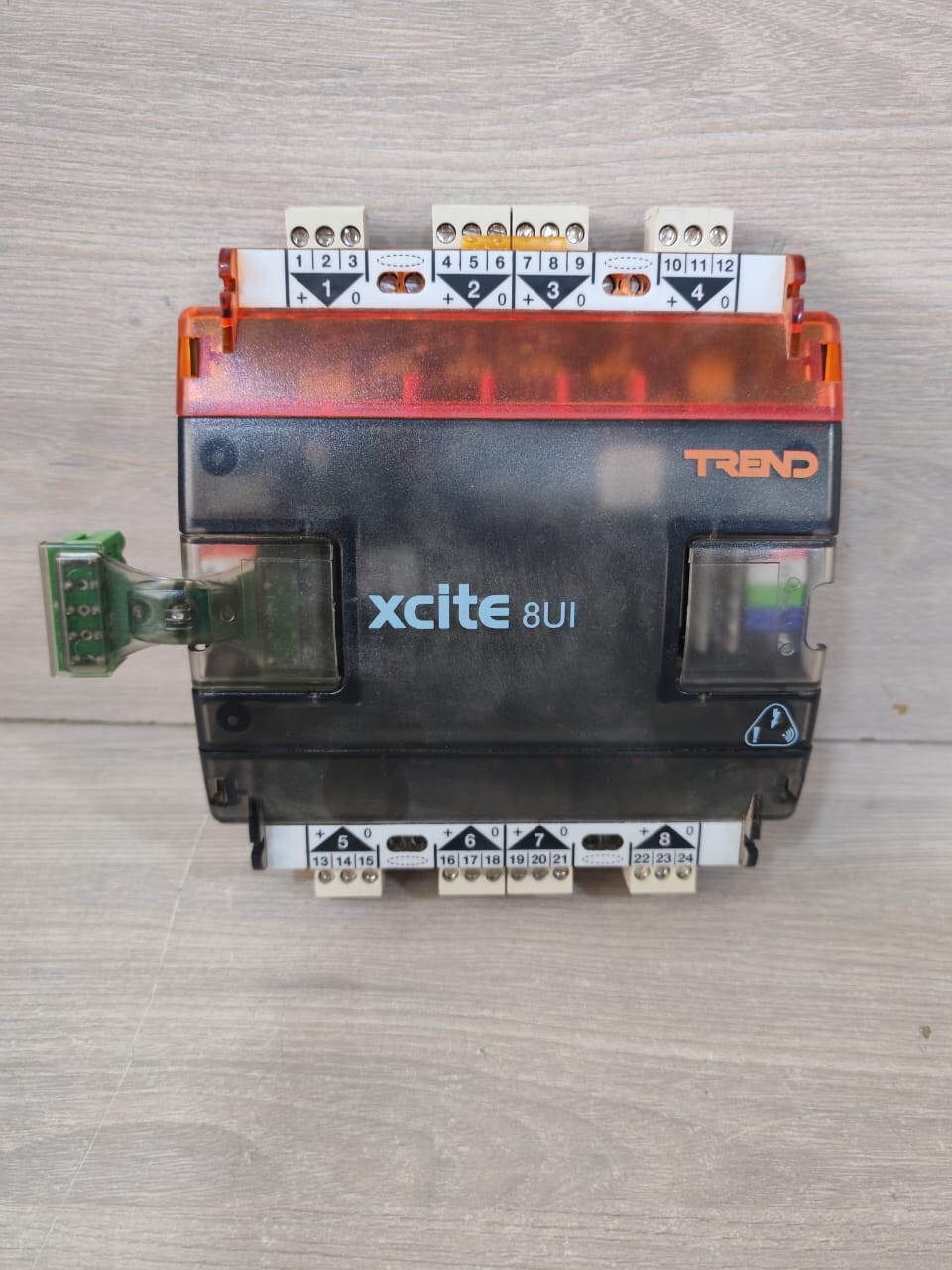 Trend IO/8UI TREND XCITE IO/8UI Controller ITEM3-2000U080000 2