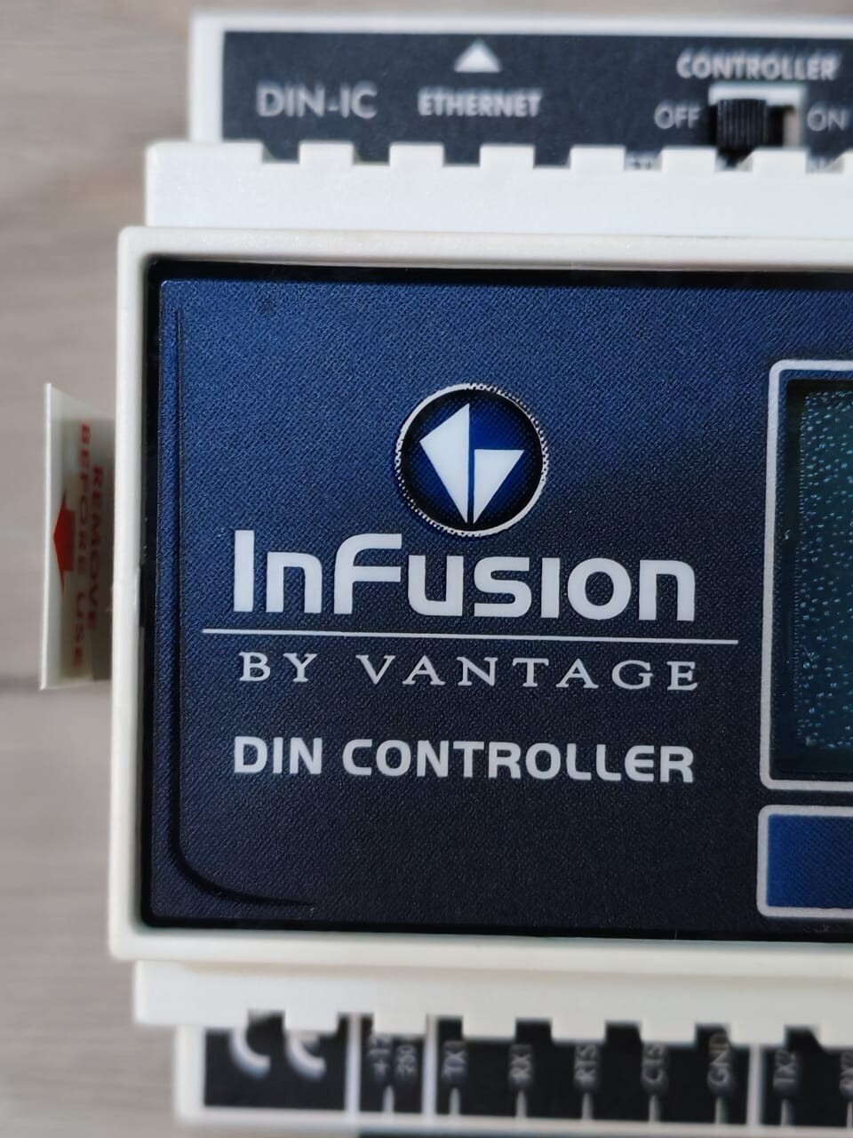 VANTAGE CONTROLS VANTAGE VANTAGE CONTROLS DIN -IC DIN INFUSION CONTROLLER WITH SD CARD 3