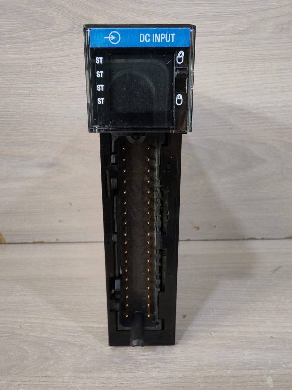 Rockwell Automation 1756-IB32 Allen Bradley 1756-IB32 SER B ControlLogix 32 Pt Module 2